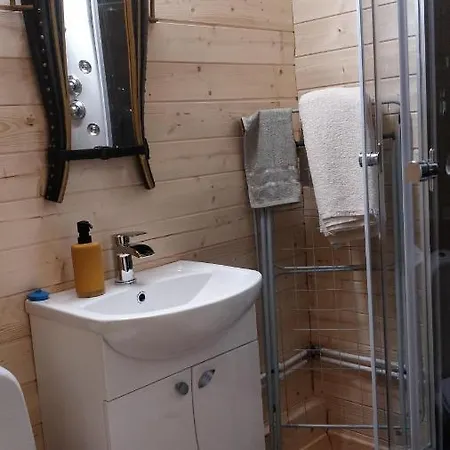 펜션 Uneallika Hubane Saunaga Majake 