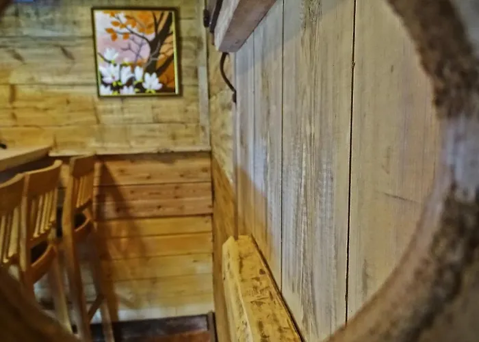 Uneallika Hubane Saunaga Majake 