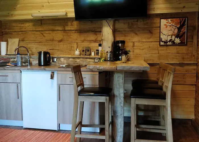 Semesterbostad Uneallika Hubane Saunaga Majake 